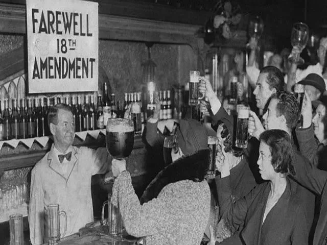 EXPERIENCIA DE BAR DE LA ÉPOCA DE LEY SECA