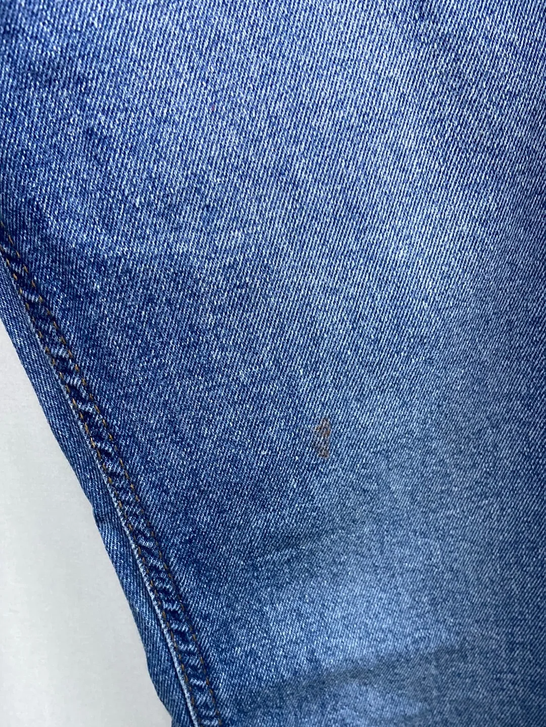 H&M.Pantalones denim acampanados T.38 (Tara)