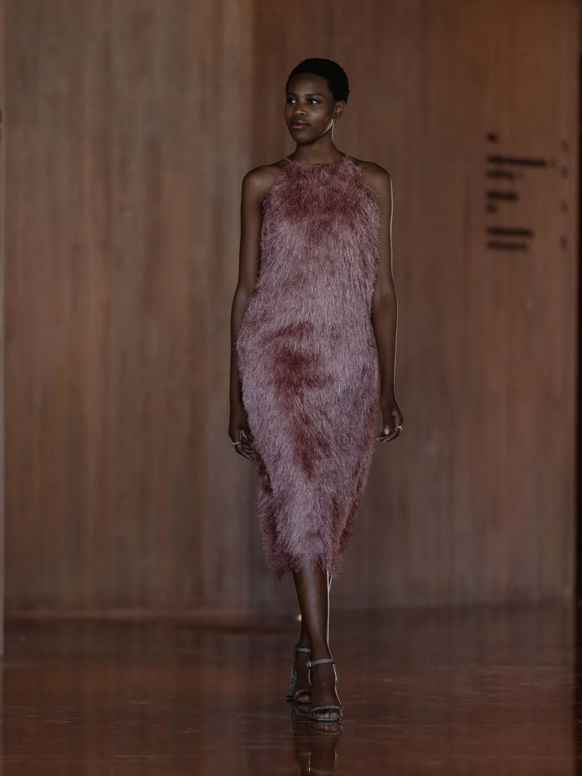 VESTIDO FRANJAS ROSA