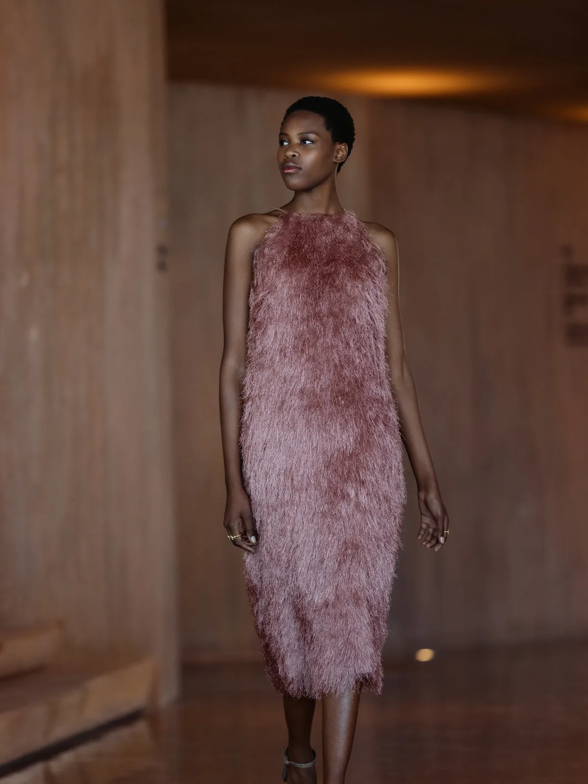 VESTIDO FRANJAS ROSA