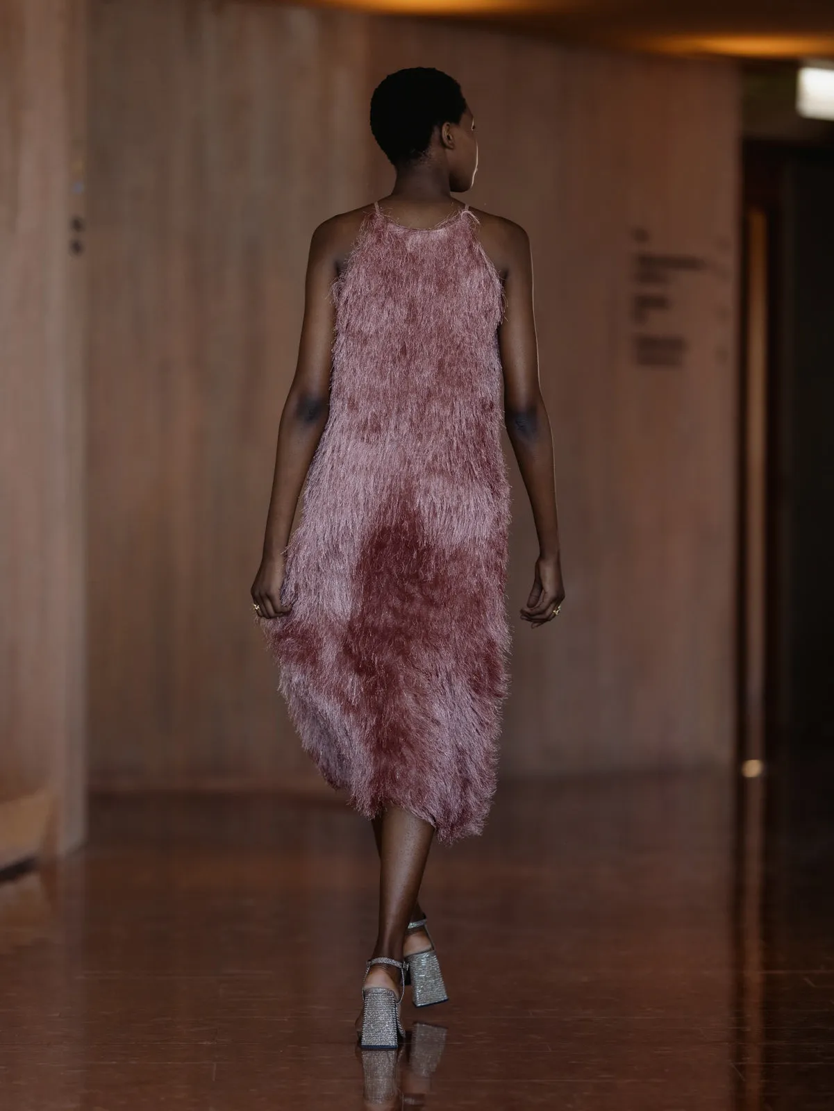 VESTIDO FRANJAS ROSA