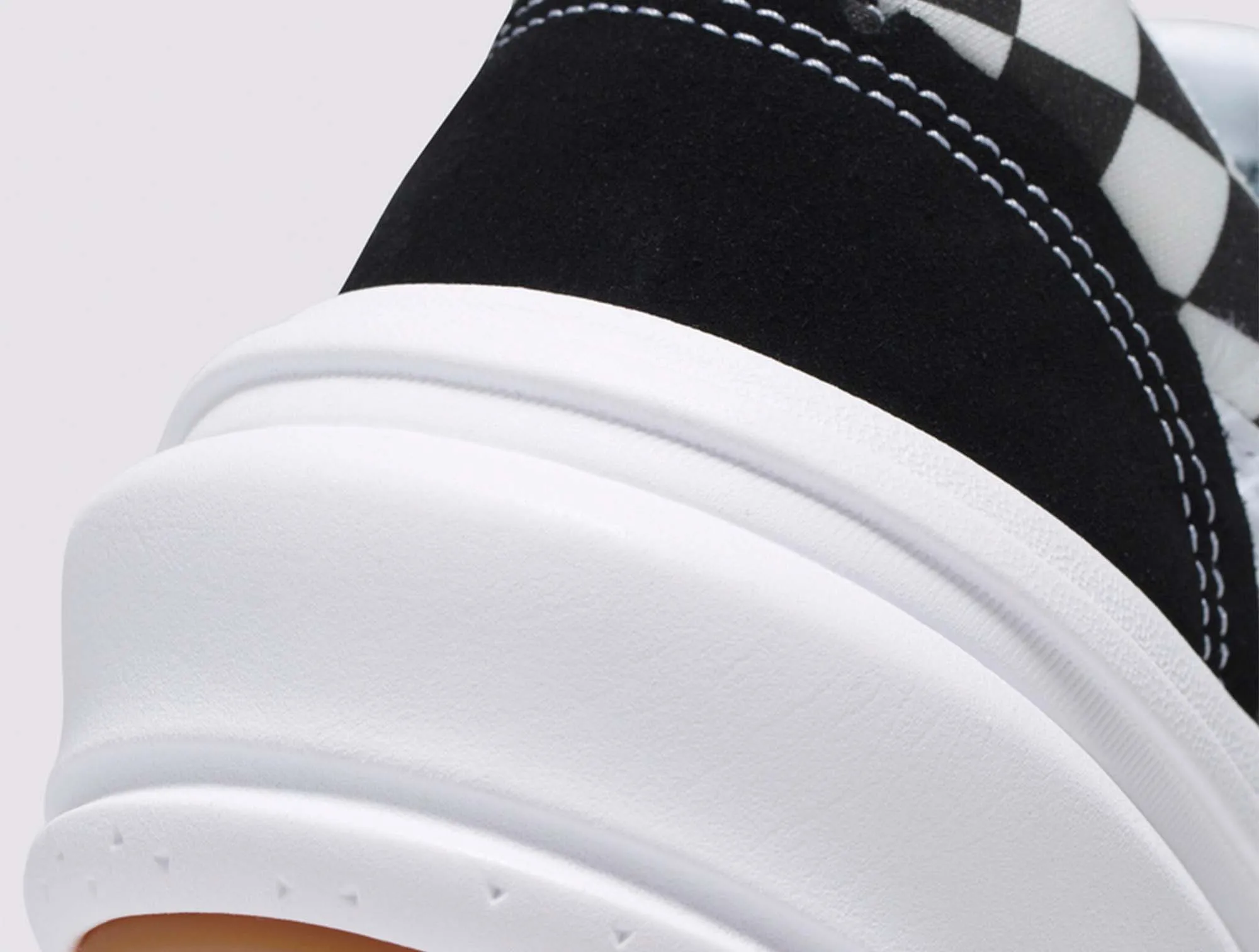 Zapatilla Vans Old Skool Overt Mujer Negro